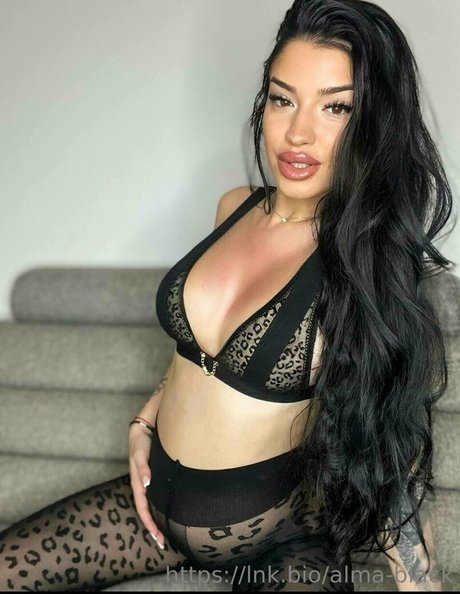 almablack actrice artistique img