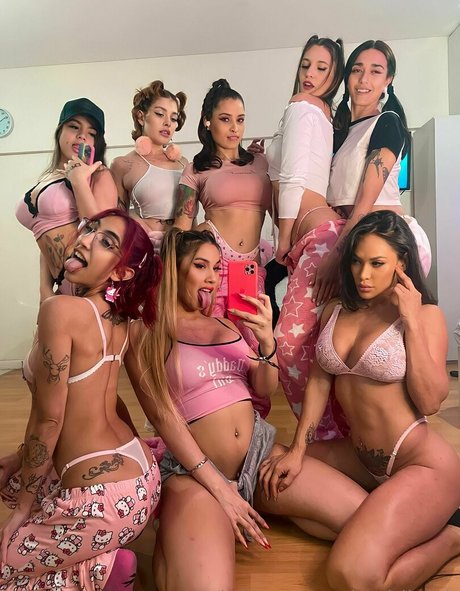 asmr pov uniquementfans sexy nue photo