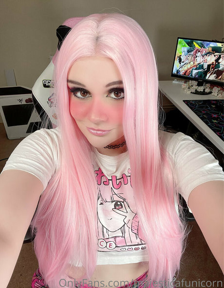 infirmière brune onlyfans exclusivité érotique image