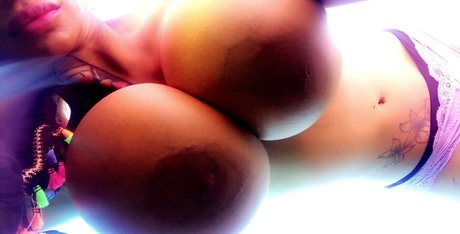 vip nvr modèle artistique des photos