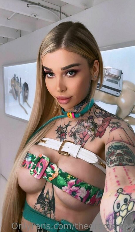 yoga asiatique uniquement pour les fans assez exclusif image