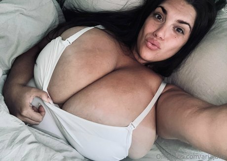 ariajane modèle joli galerie