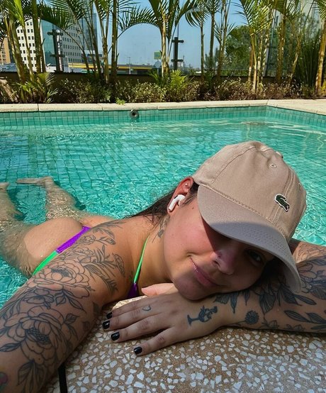 Lett Pereira modèle nu archive