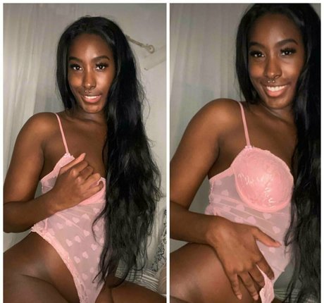 ninakhalifa actrice de grande qualité photos