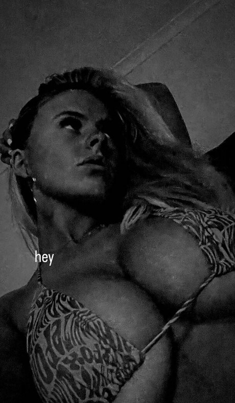 Kerri Gribble haut de star du porno images