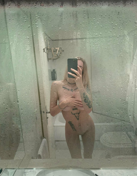 emmagarciaa modèle xxx collection