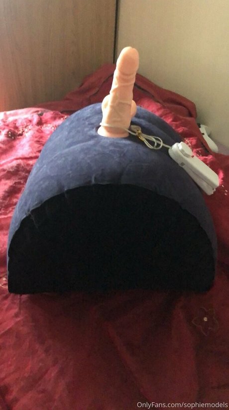 sophiemodels nus de stars du porno image