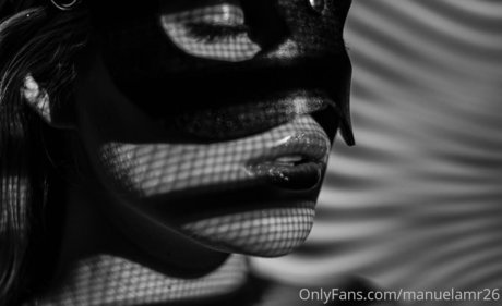 Manuela Madrid étoile adulte images