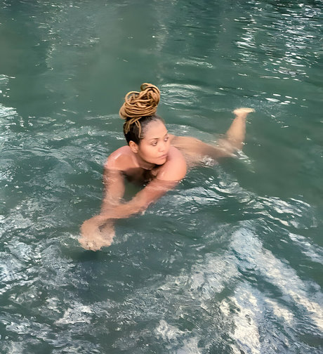 Gaby Amarantos actrice porno image