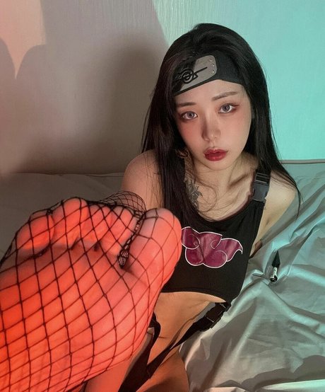 infirmière brune onlyfans nu en haute qualité image