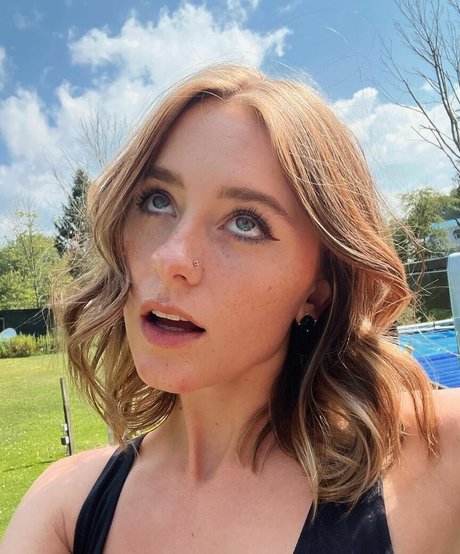 Audra Miller star du porno en haute qualité img