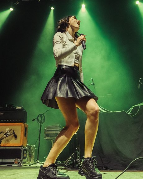 infirmière brune onlyfans pornographique chaud img