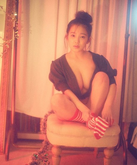 giclée mature uniquementfans nue en haute qualité archive