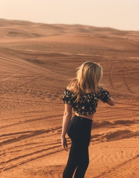 Peyton List étoile adulte archive