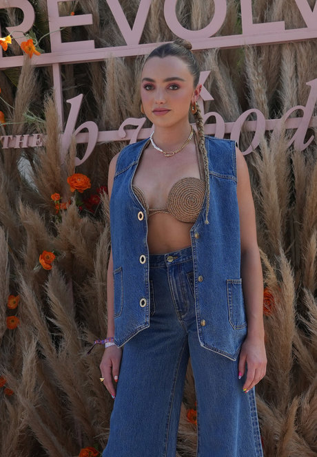 Peyton List xxx star du porno archive