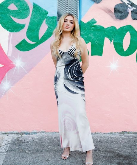 amateurs courbés onlyfans sympa, meilleur galeries