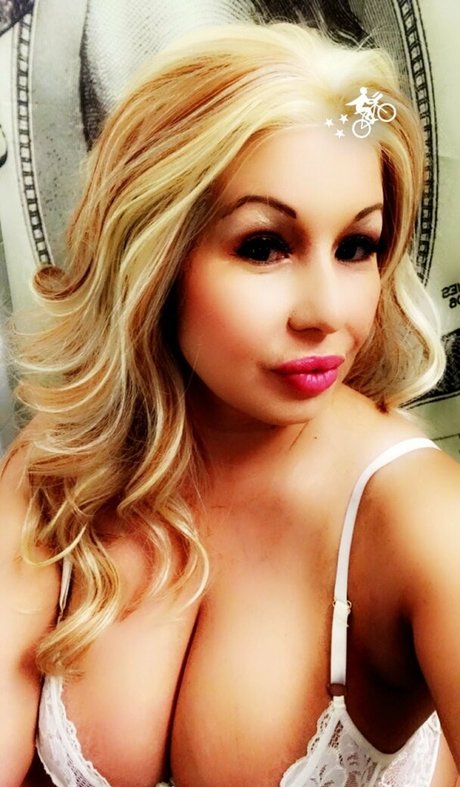 gros cul gros seins onlyfans adulte chaud photos