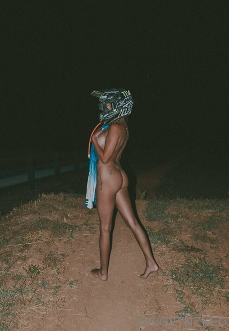 Mckenzi Mason star du porno exclusive collection