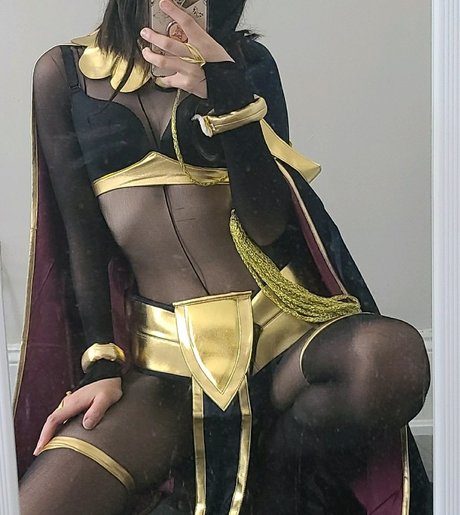 éjacule sur la langue onlyfans nu sympa images