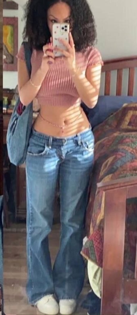 béance anale uniquementfans jolie et gratuite archive