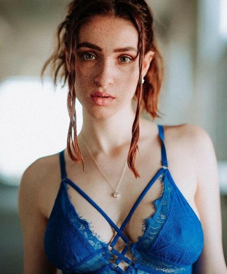 Anastasia Martorana étoile adulte collection