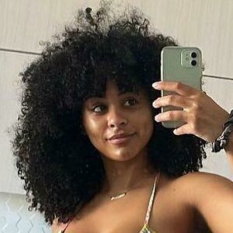 Raina Morris star érotique photo