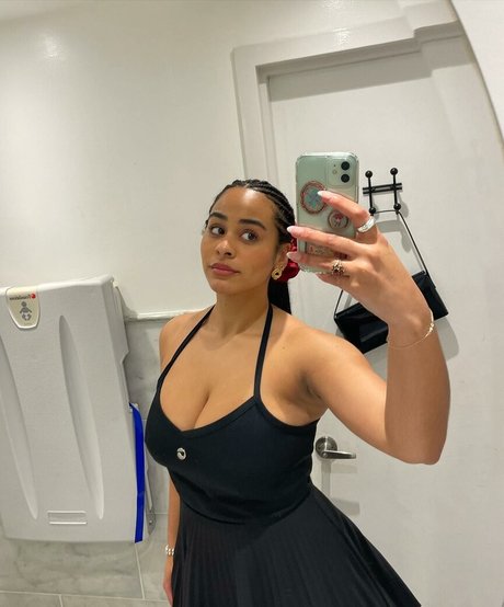 Raina Morris Profilfoto