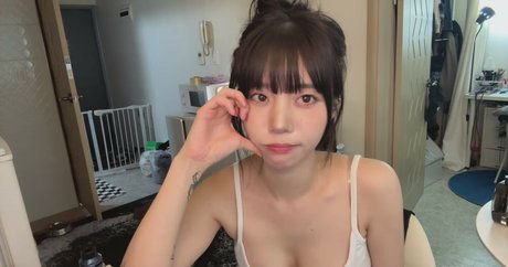 Baerasoni star érotique archive