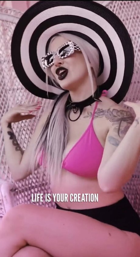 cosplay chatte onlyfans nu de haute qualité image