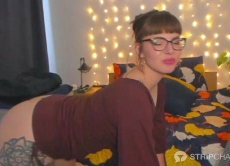 SandySun modèle adulte des photos