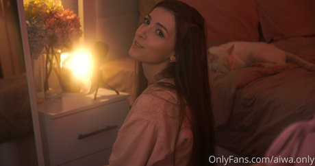 Aiwaonly actrice libre photo