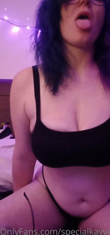 twink poilu onlyfans jolie et gratuite image