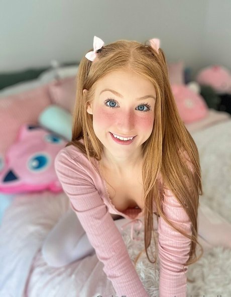 grand-mère aux gros seins onlyfans plutôt meilleur des photos