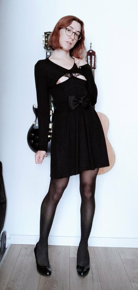 jenissenj actrice sexy archive