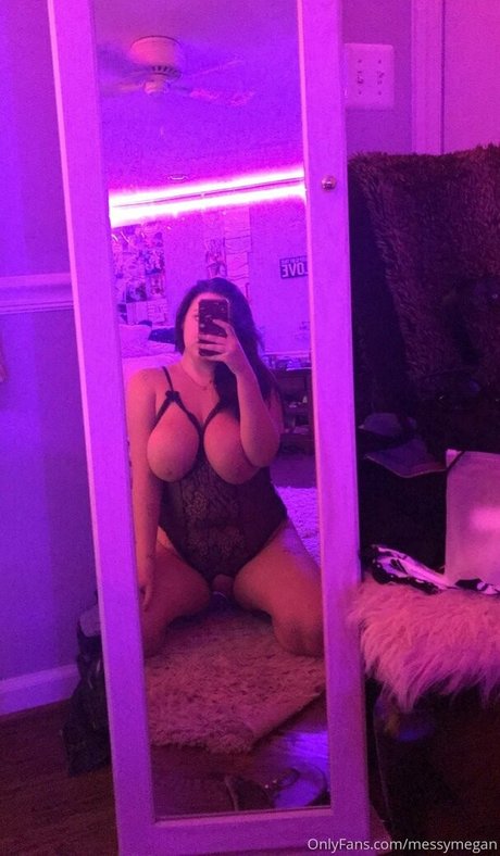 pom-pom girl asiatique onlyfans érotique sympa des photos