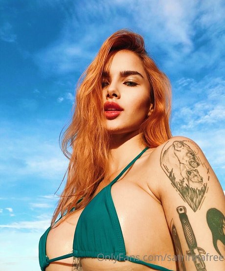 satrinnafree modèle chaud image