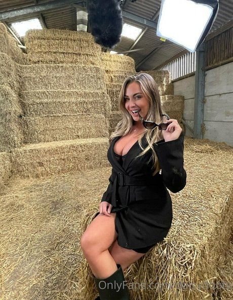 déshabillage onlyfans nu parfait photo