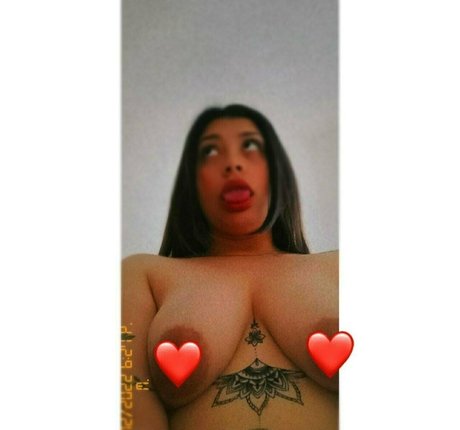 alicebakerr actrice pornographique des photos