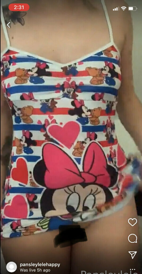 pansleylive étoile sexy archive