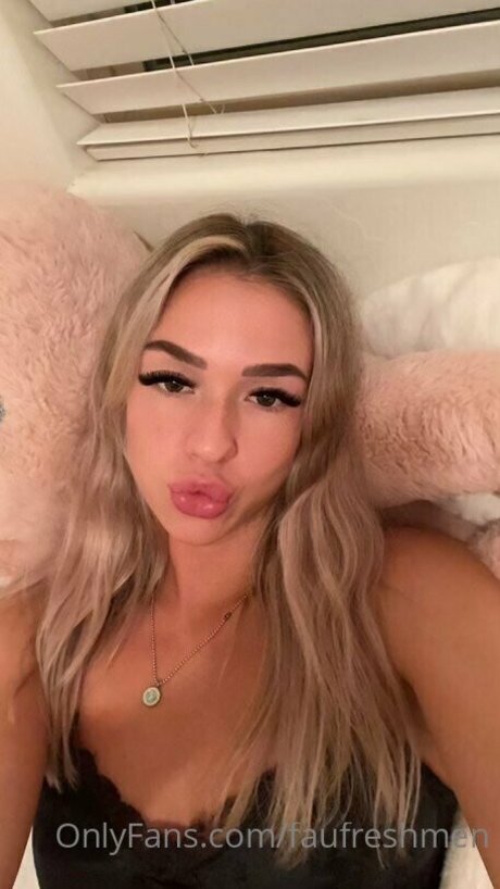 visage onlyfans nus pornographiques images