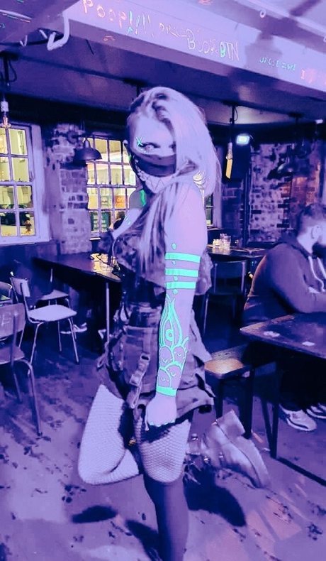 Kiwo art star du porno archive