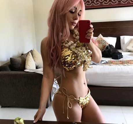 sexe en bikini uniquementfans porno chaud archive