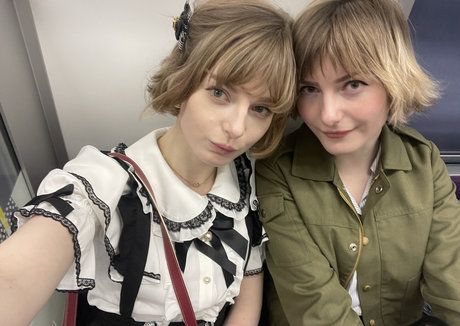 pom-pom girl nue onlyfans qualité supérieure image