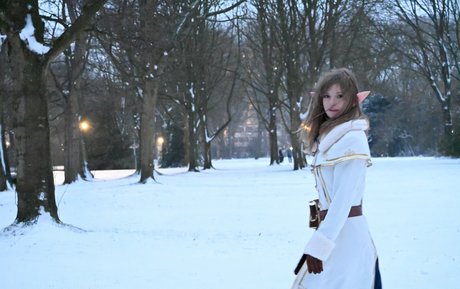 Ella Freya actrice exclusive photo