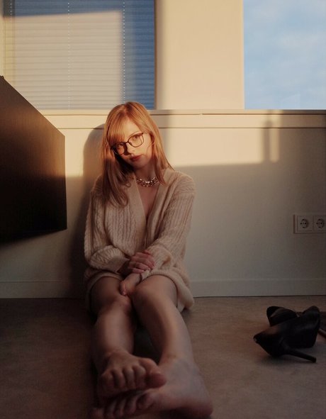 Ella Freya étoile hd galeries