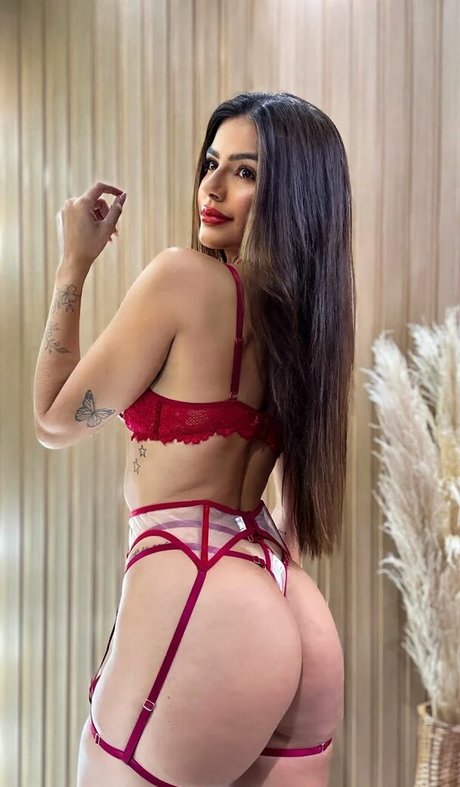 Iuly Lima star du porno xxx des photos