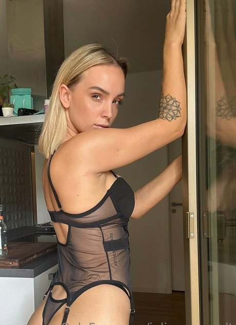 fans asiatiques potelés uniquement adulte parfait photo