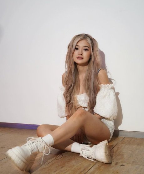 Kika Kim actrice sexy archive