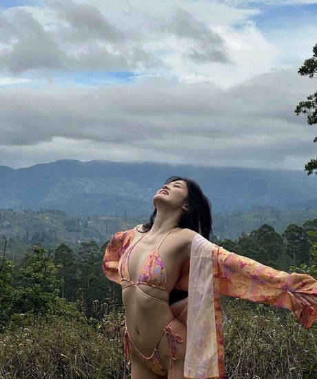 Kika Kim actrice pornographique collection