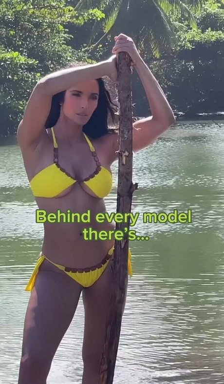 Padma Lakshmi star du porno gratuite photo